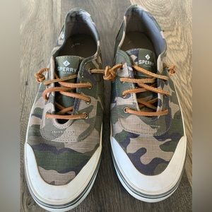 Sperry Camo shoes, Womens size 10